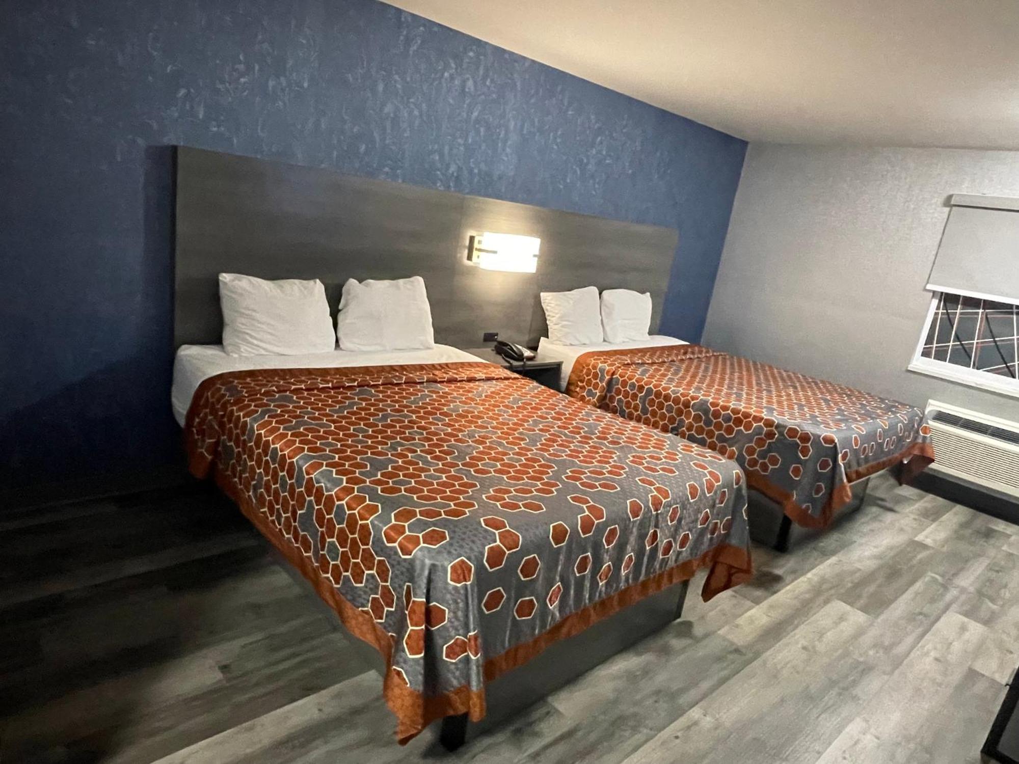 The Wayne Inn Eksteriør billede