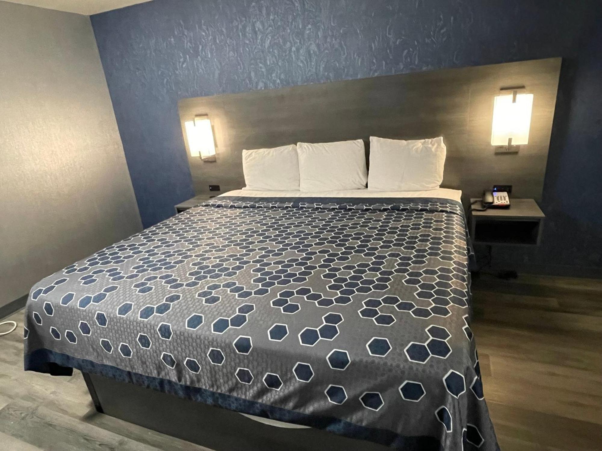 The Wayne Inn Eksteriør billede